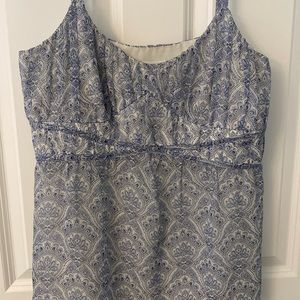 Blue and white printed tank